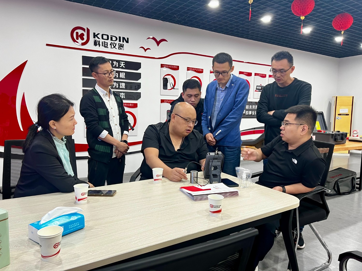 戳我試試