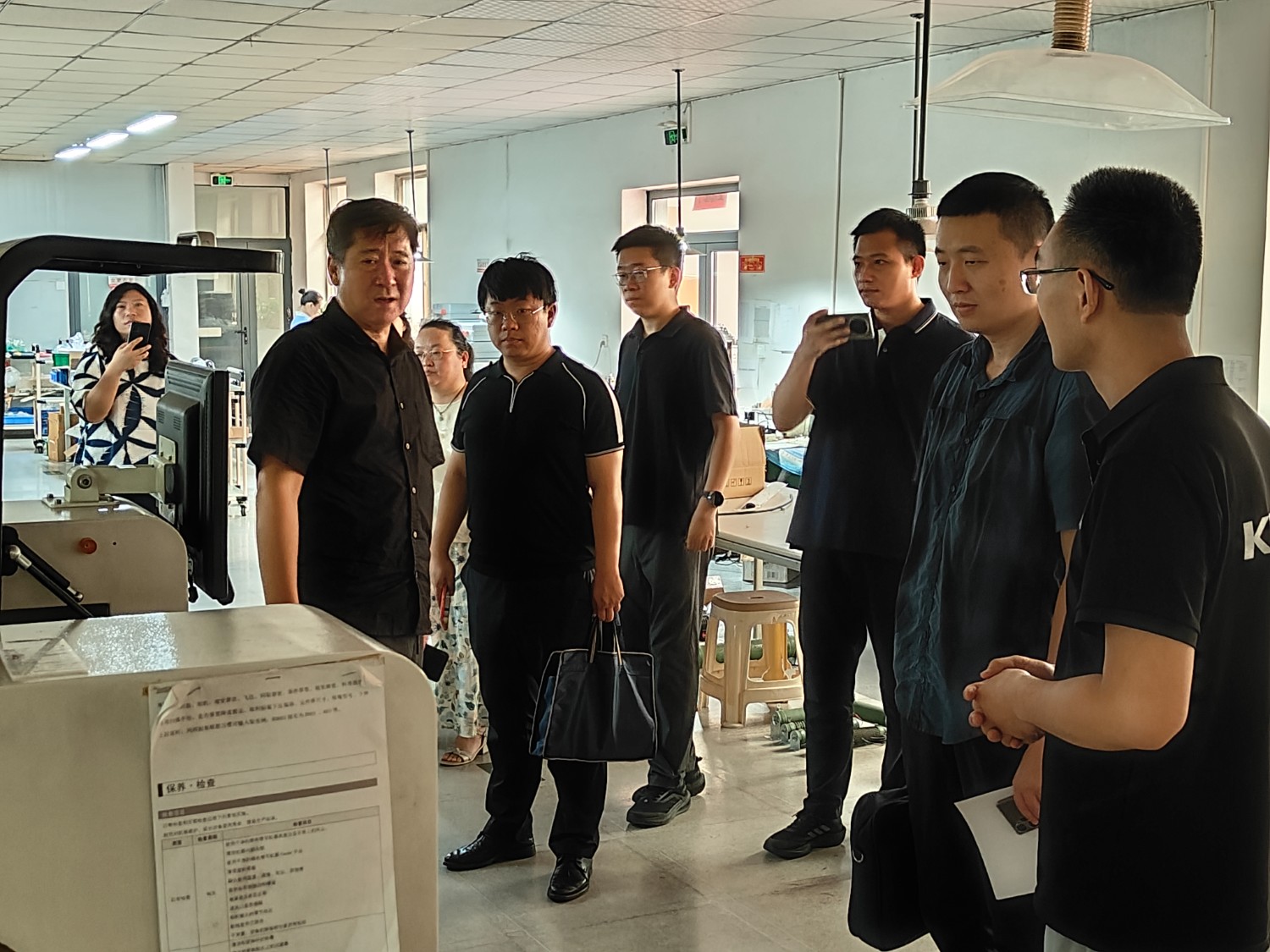 戳我試試